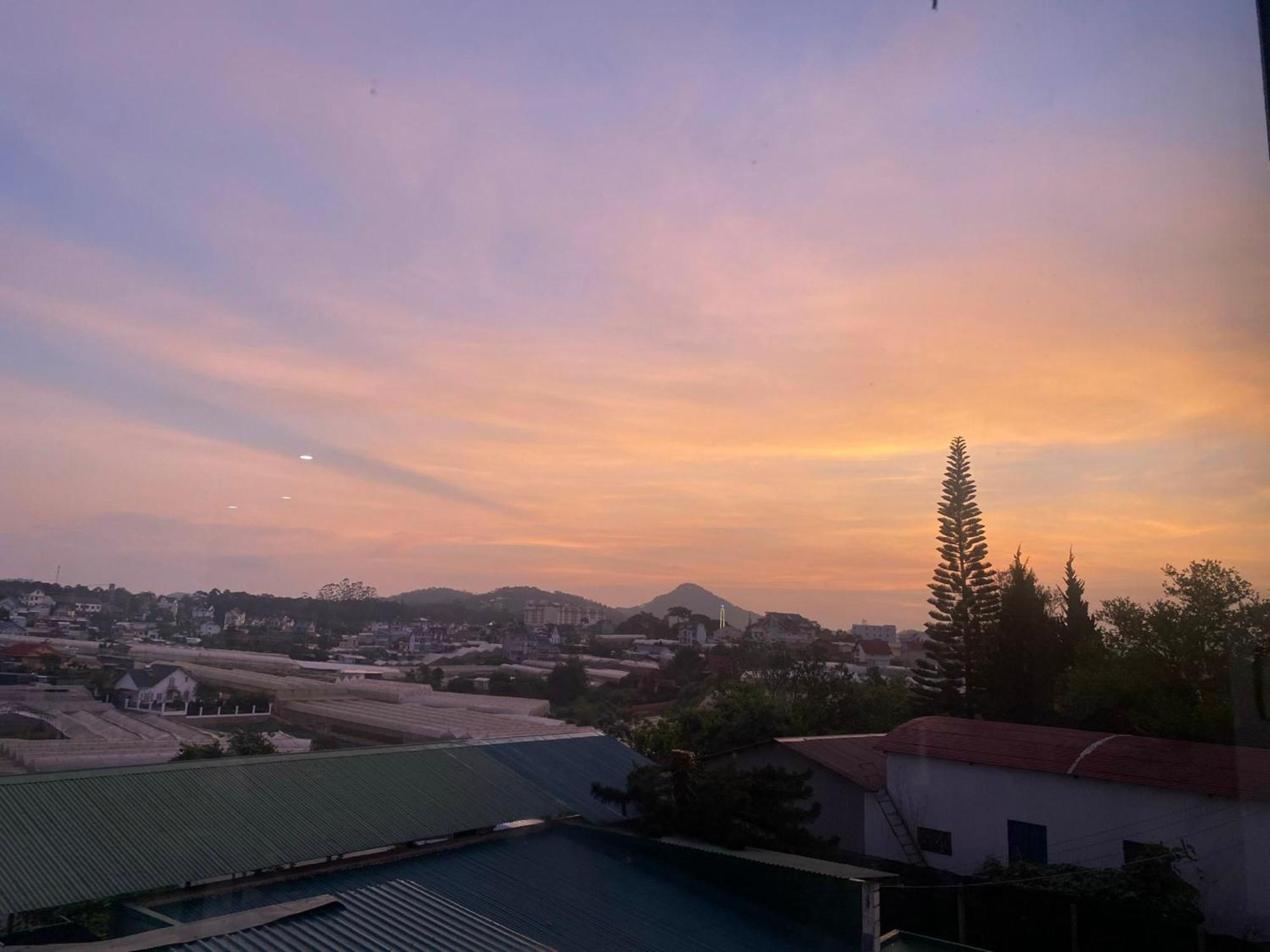 Thung Lung Xanh Tqk Hotel Dalat Exteriör bild